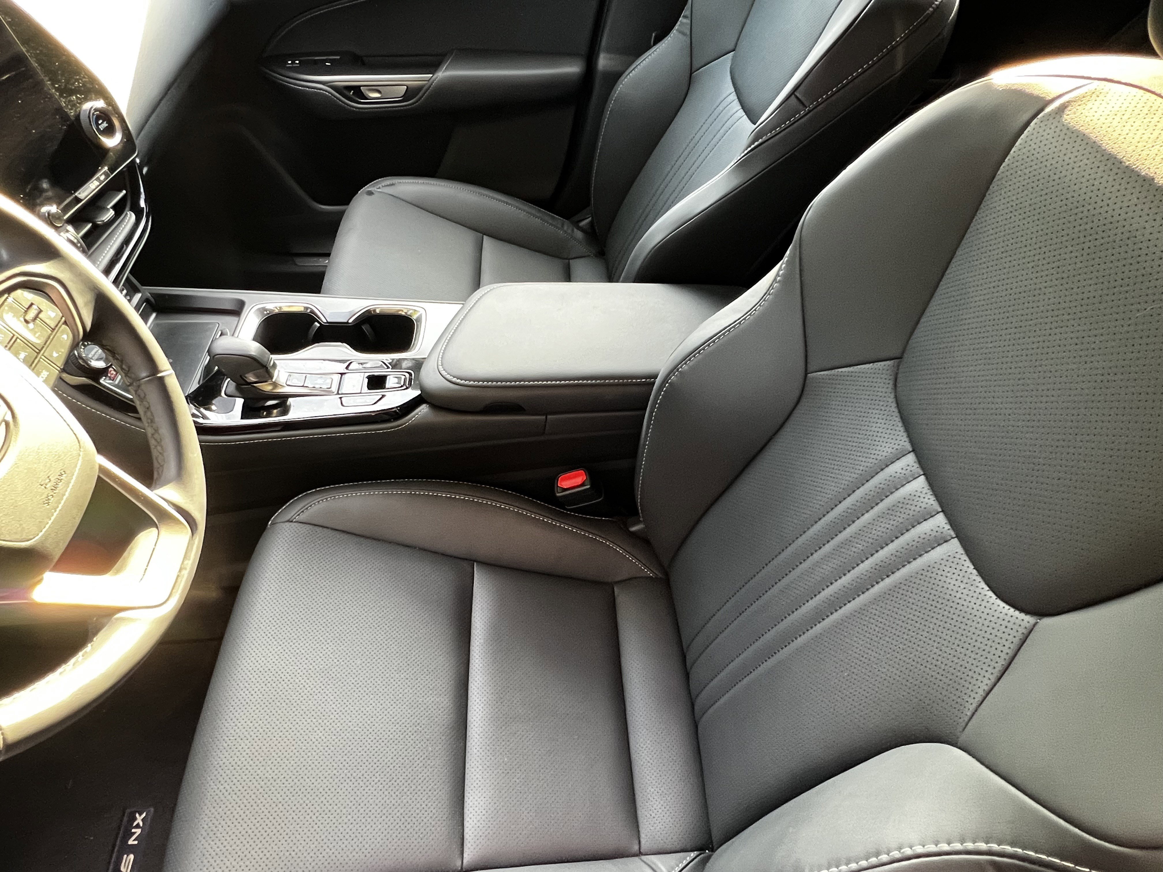 Certified 2025 Lexus NX 250 FWD w/ Premium Package image 15
