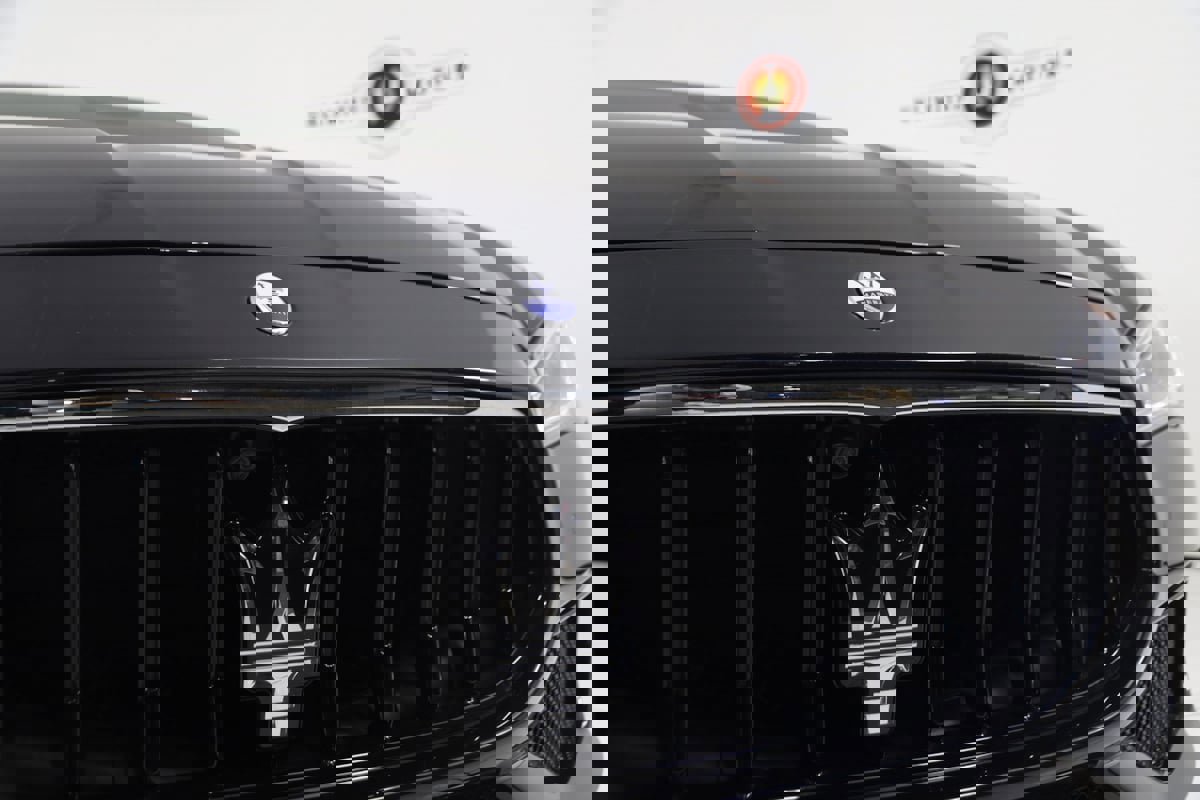 Used 2023 Maserati Quattroporte Modena Q4 image 23