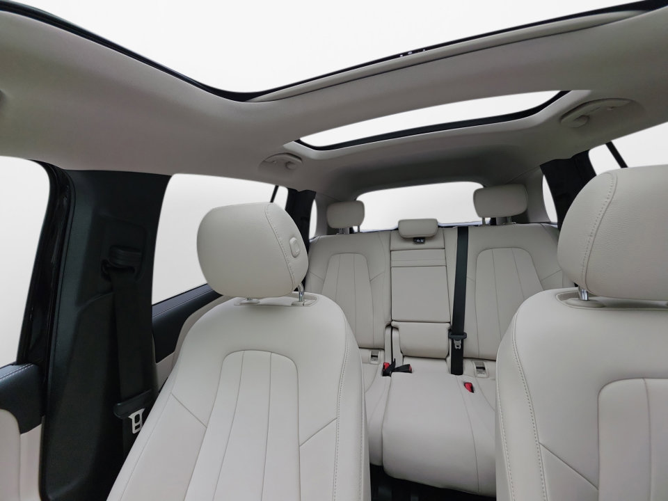Used 2023 Mercedes-Benz GLB 250 4MATIC image 15