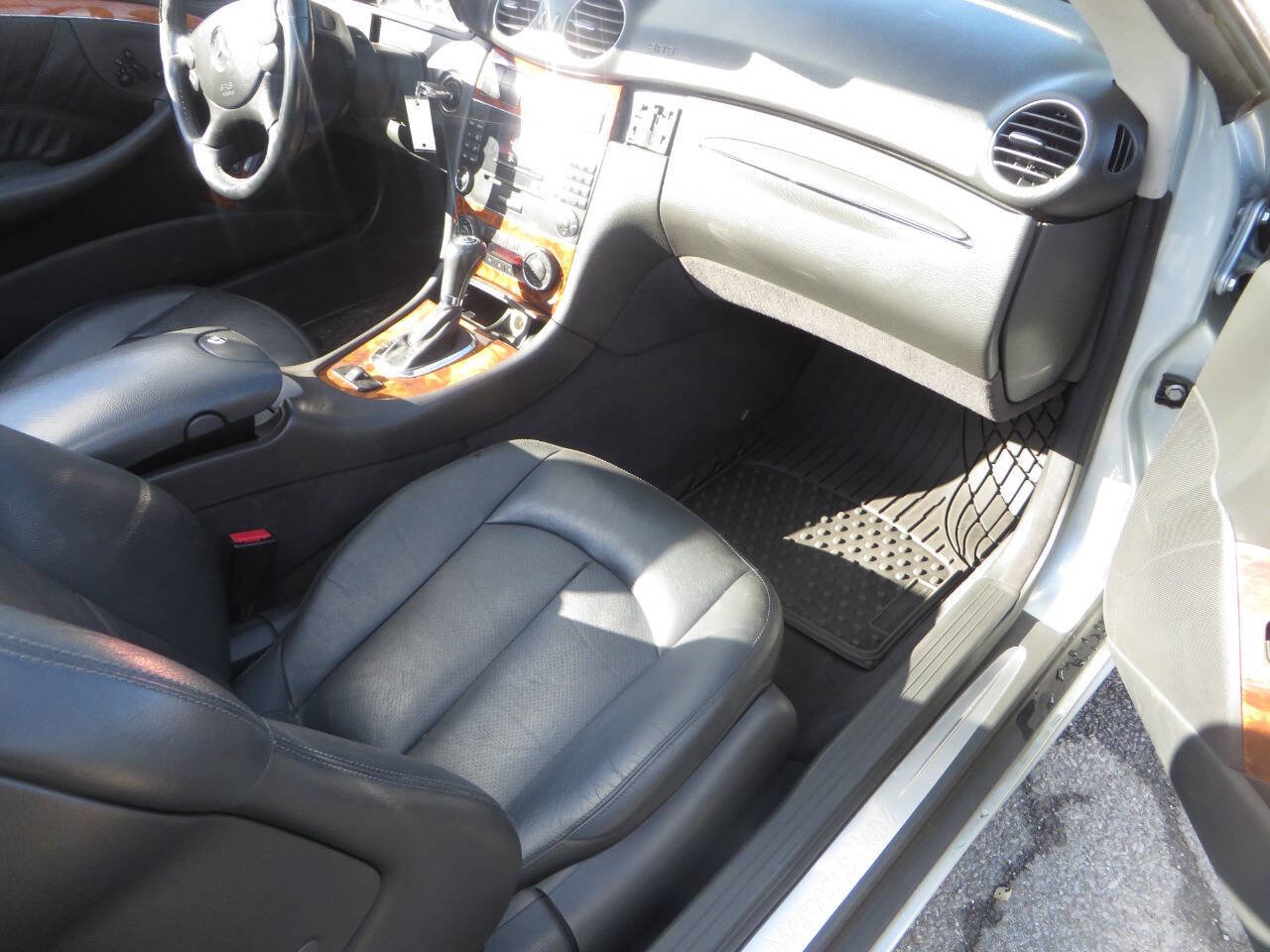 Used 2005 Mercedes-Benz CLK 500 Cabriolet image 13