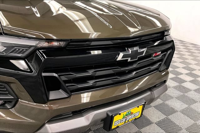 Used 2024 Chevrolet Colorado Z71 w/ Z71 Convenience Package 2 AWD/4WD image 32