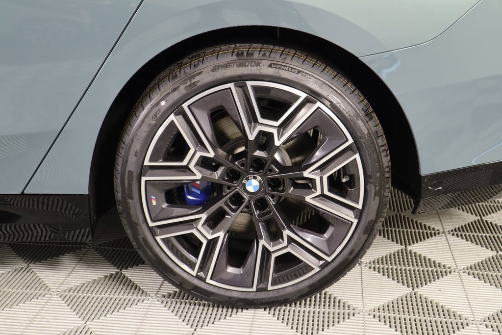 New 2025 BMW 530i xDrive w/ M Sport Package image 20