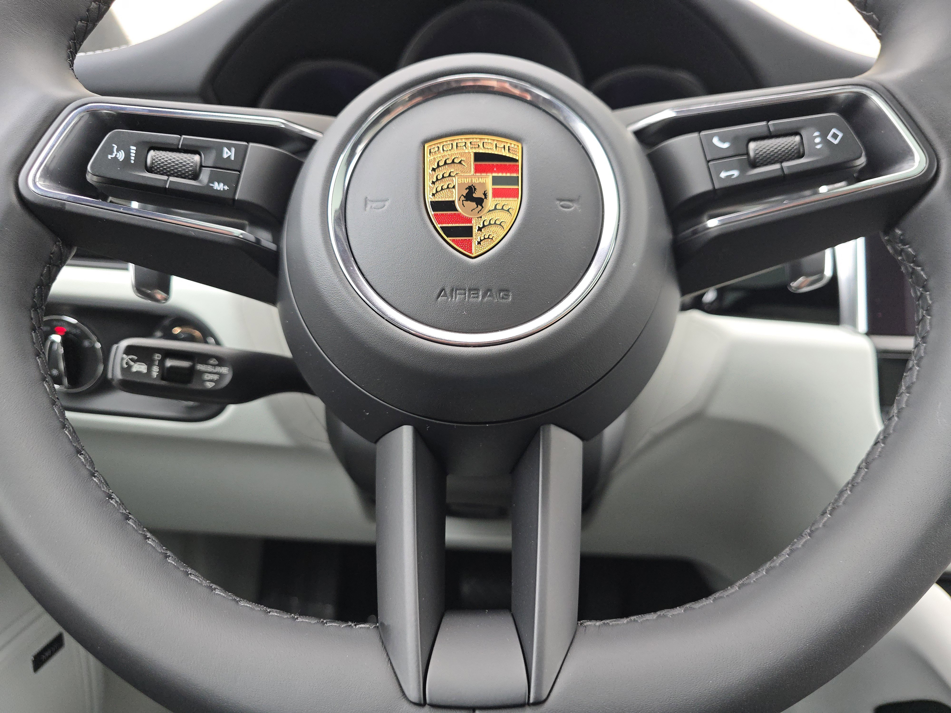 New 2026 Porsche Macan S image 19