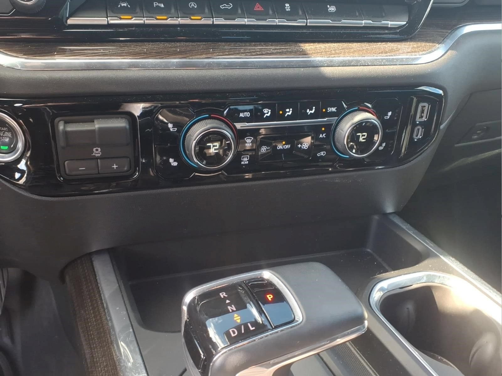 Certified 2024 Chevrolet Silverado 1500 LT w/ Safety Package AWD/4WD image 17