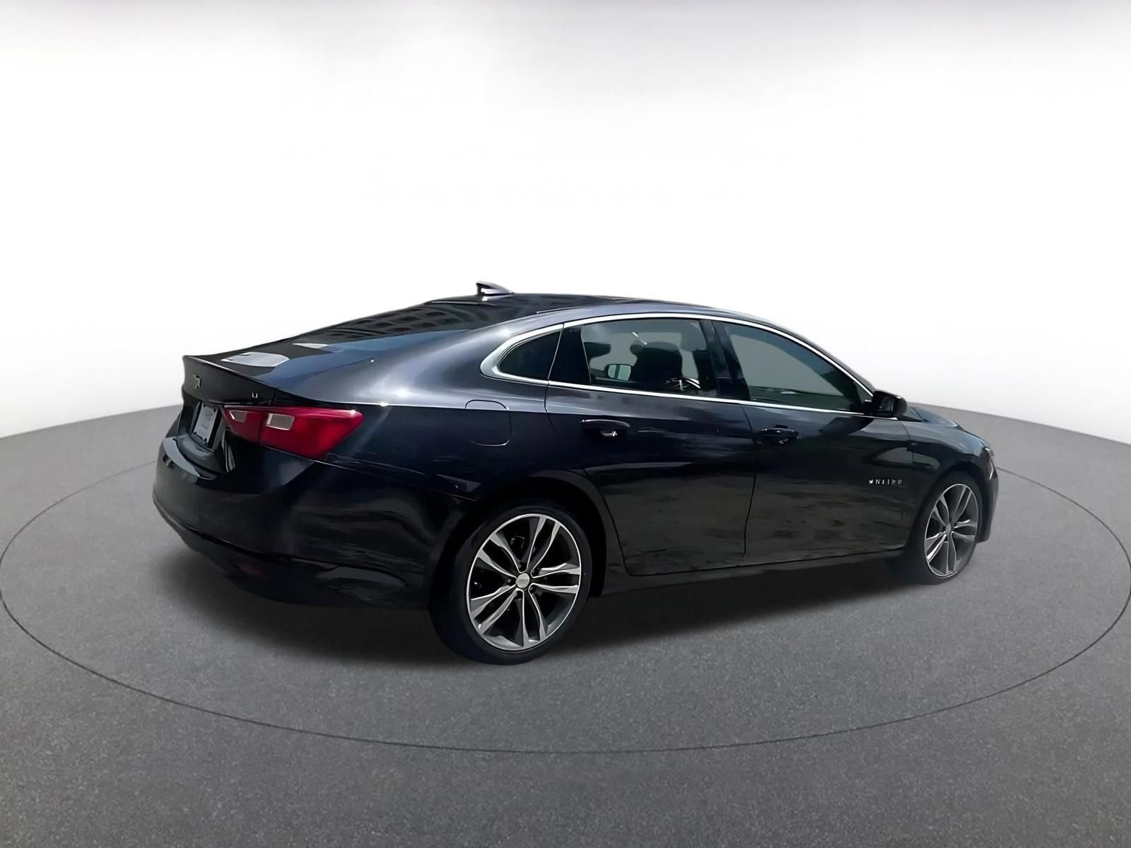 Used 2023 Chevrolet Malibu LT w/ Driver Confidence Package image 13