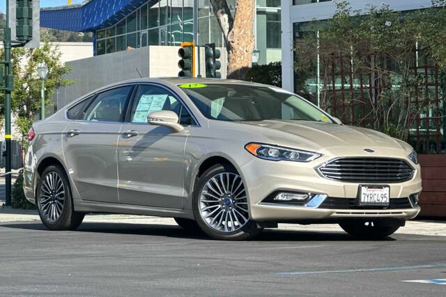 Certified 2017 Ford Fusion Titanium FWD image 2