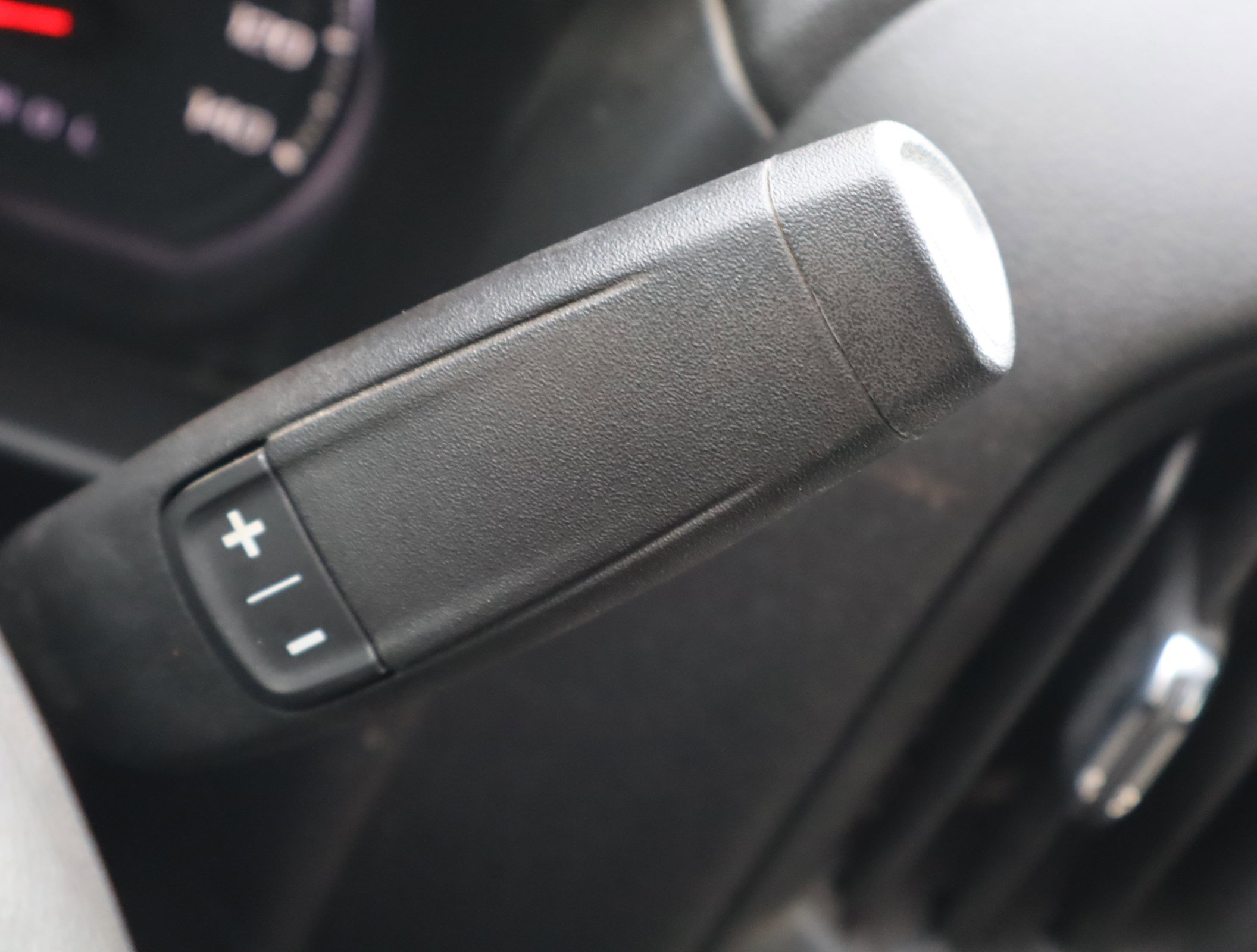 Certified 2024 Chevrolet Silverado 2500 Custom w/ Custom Convenience Package image 32