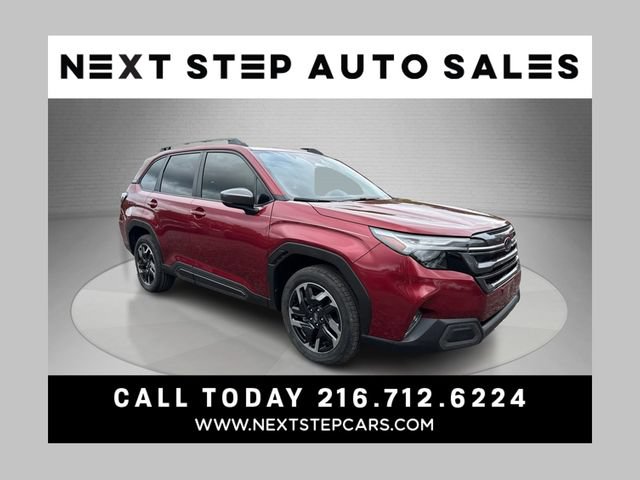 Used 2025 Subaru Forester Limited AWD/4WD image 1