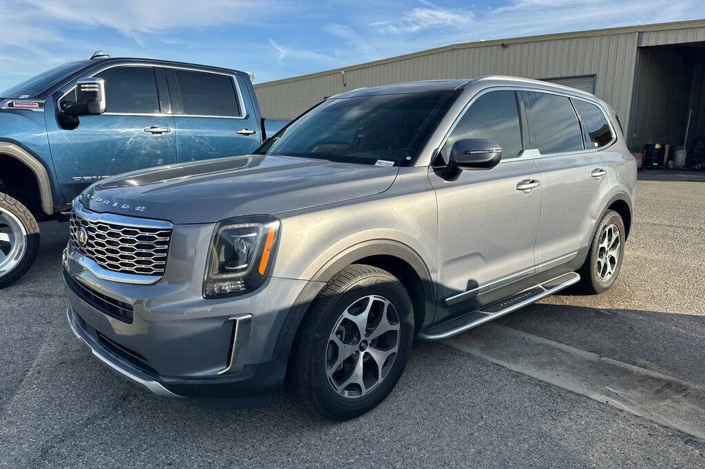 Used 2021 Kia Telluride EX image 2