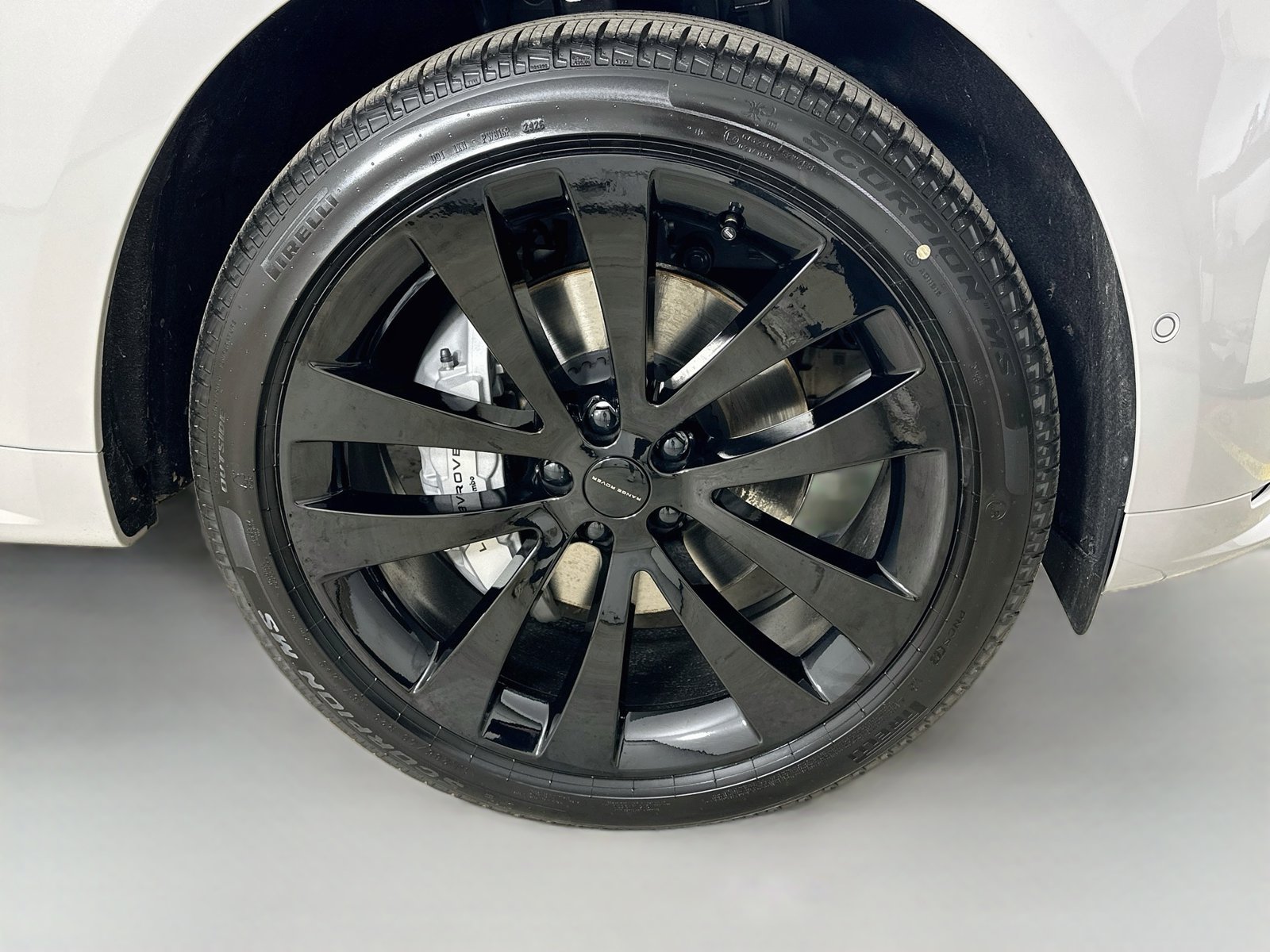 New 2027 Land Rover Range Rover Sport Dynamic SE AWD/4WD image 10