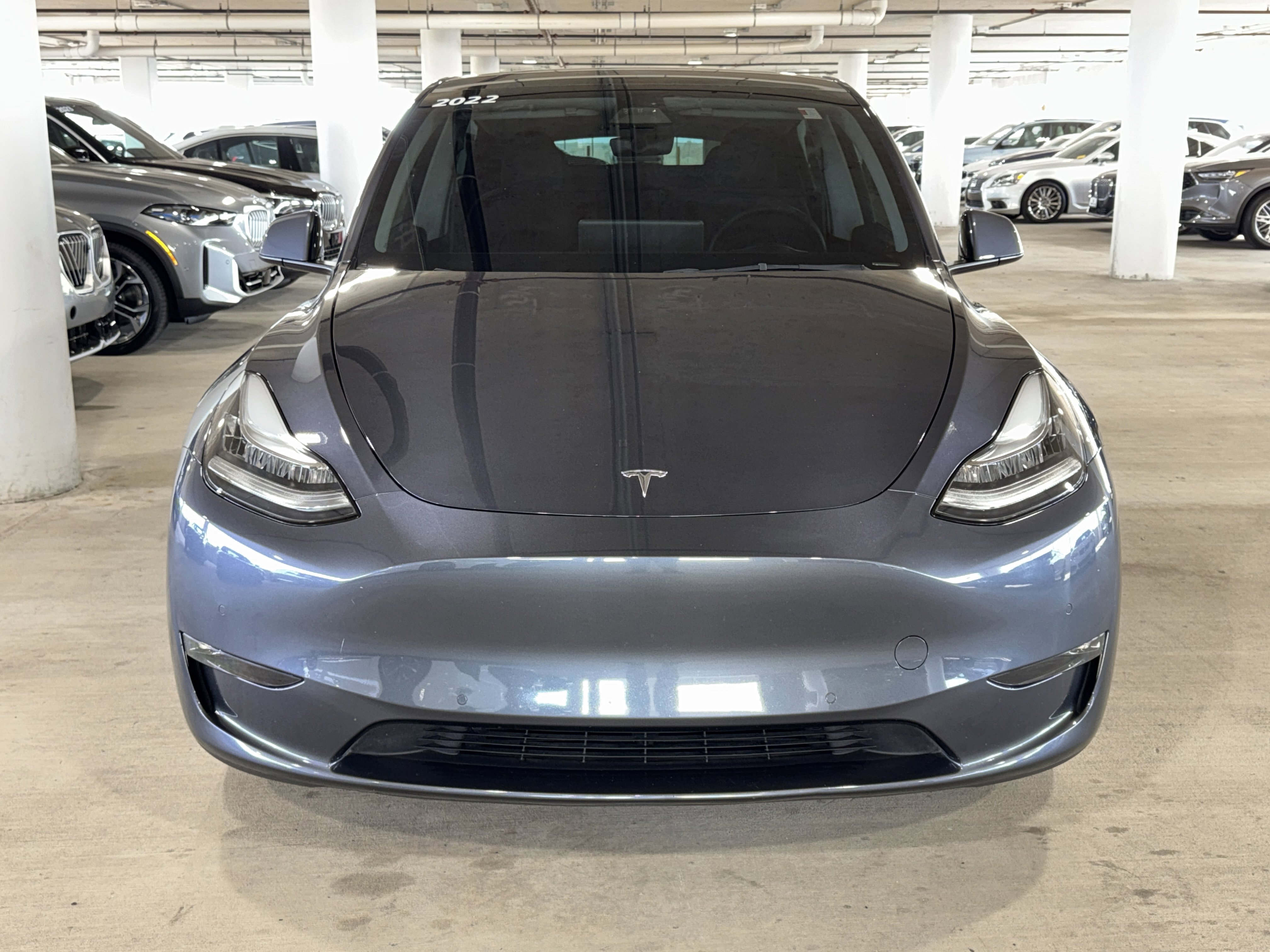 Used 2022 Tesla Model Y Long Range image 3