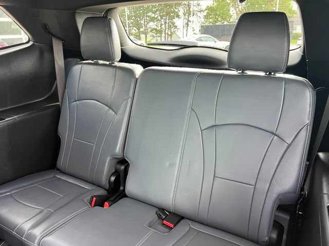 Used 2022 Buick Enclave Premium w/ Experience Buick Package AWD/4WD image 19