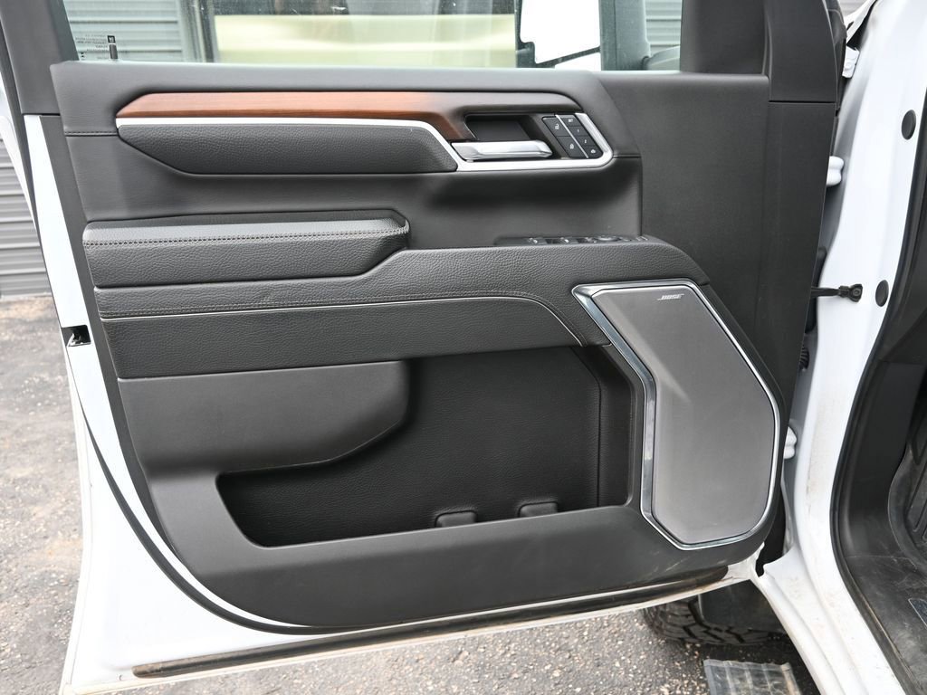 Used 2024 GMC Sierra 2500 Denali w/ Denali Reserve Package image 21