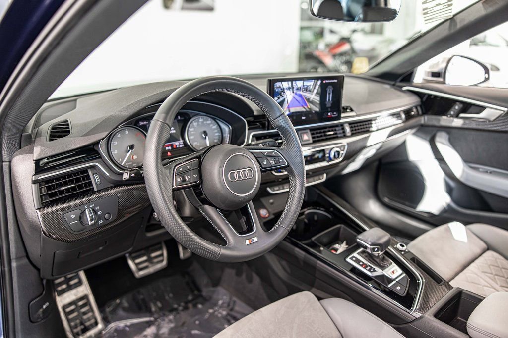 Used 2023 Audi S4 Premium w/ Convenience Package image 18