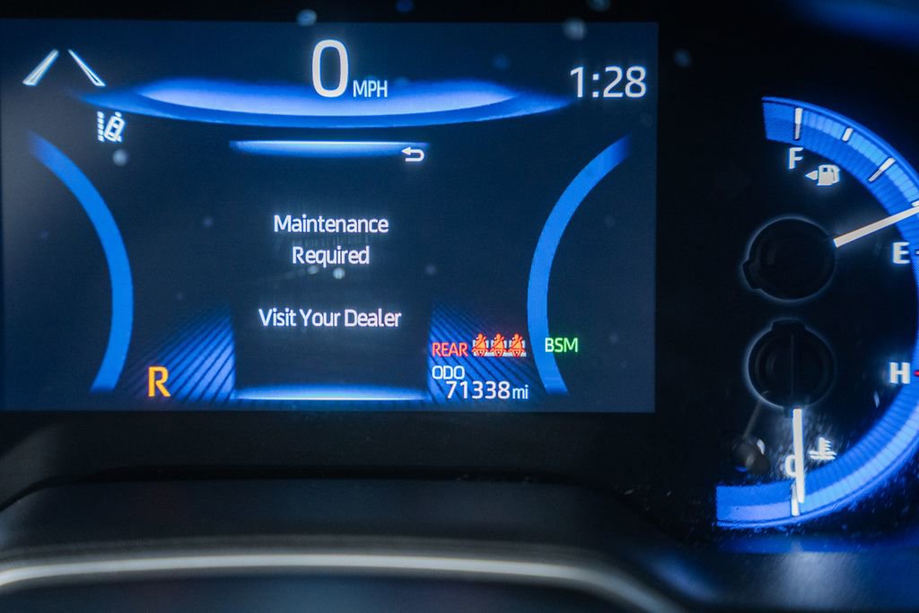 Used 2021 Toyota Corolla XSE FWD image 40
