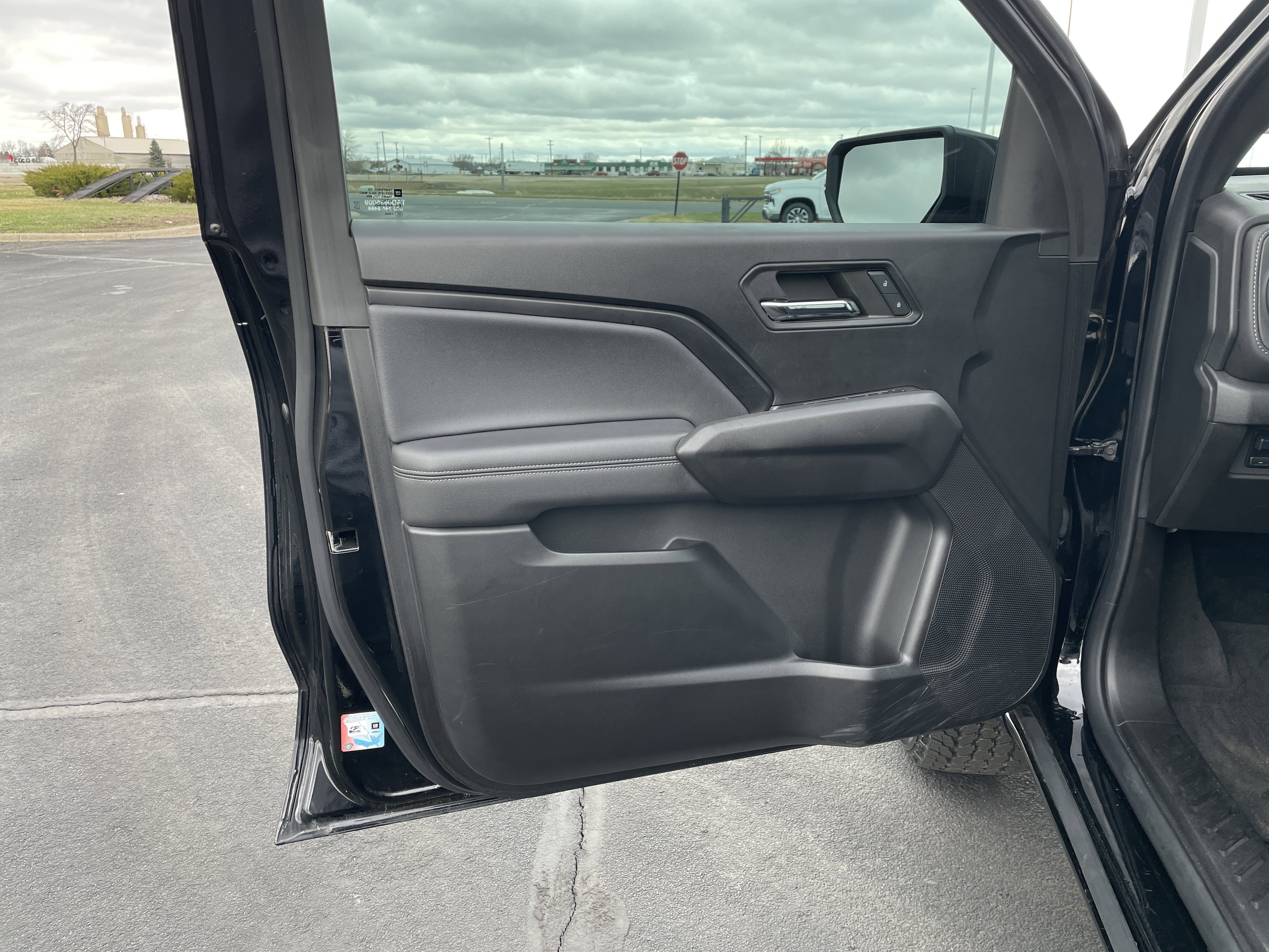 Certified 2023 Chevrolet Colorado LT w/ LT Convenience Package II image 20