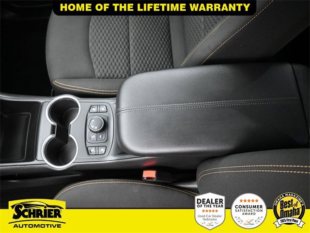 Used 2021 GMC Terrain SLE w/ Driver Convenience Package image 25