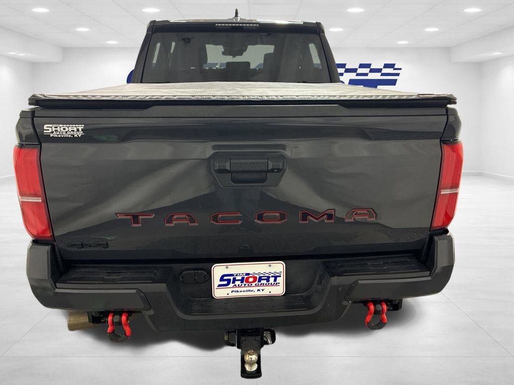 Used 2025 Toyota Tacoma TRD Sport image 7