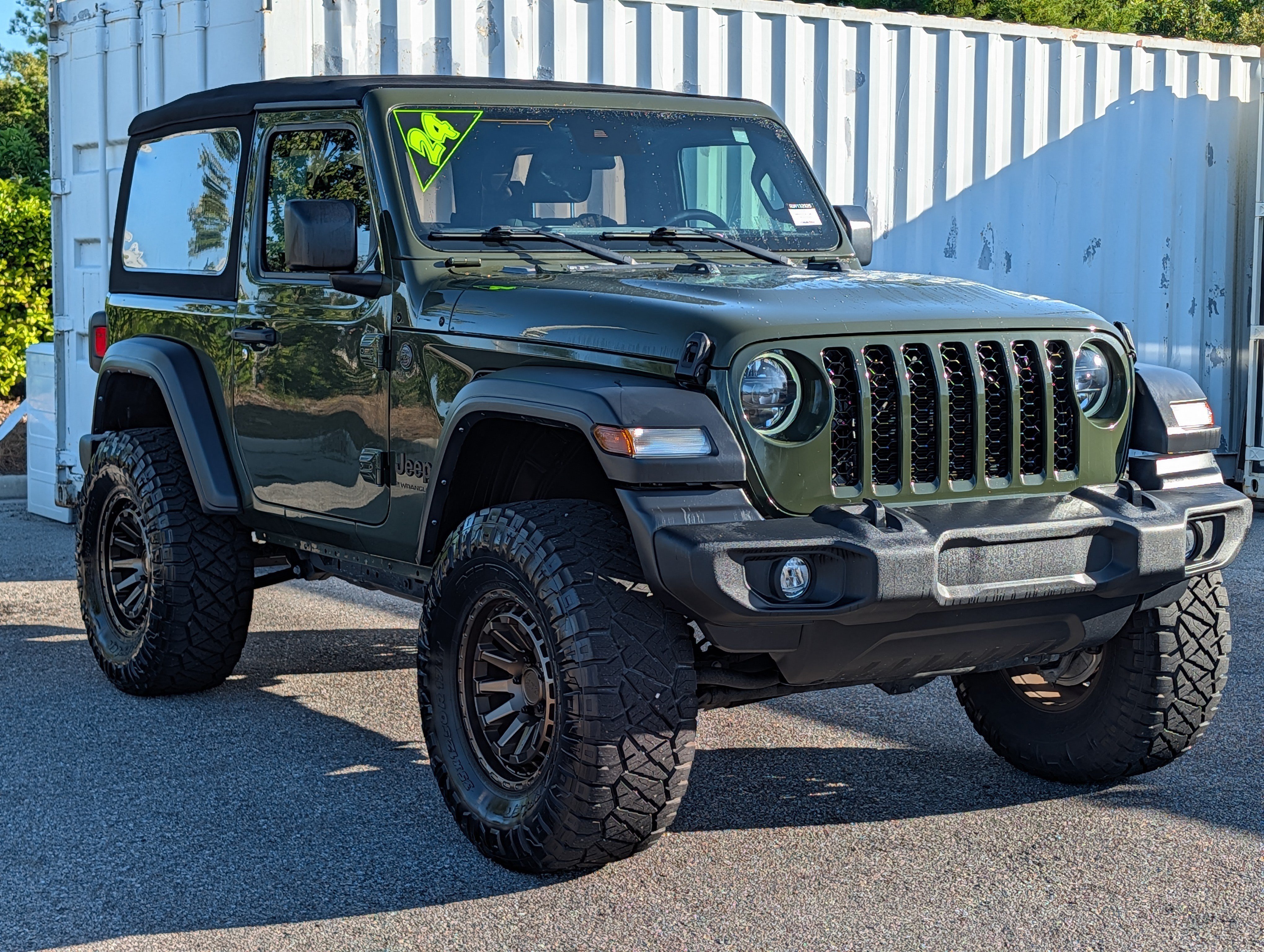 Used 2024 Jeep Wrangler Sport AWD/4WD image 1