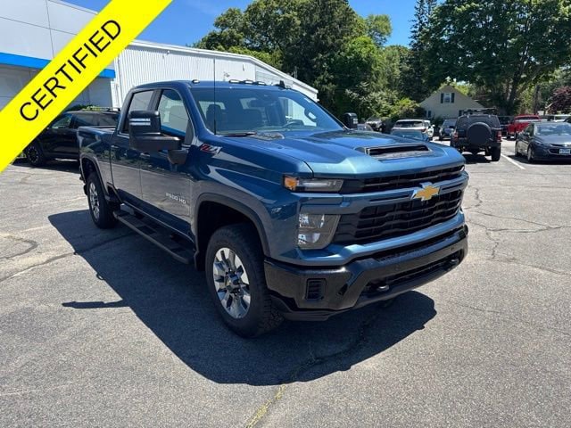 Used 2026 Chevrolet Silverado 2500 Custom w/ Custom Value Package AWD/4WD image 1