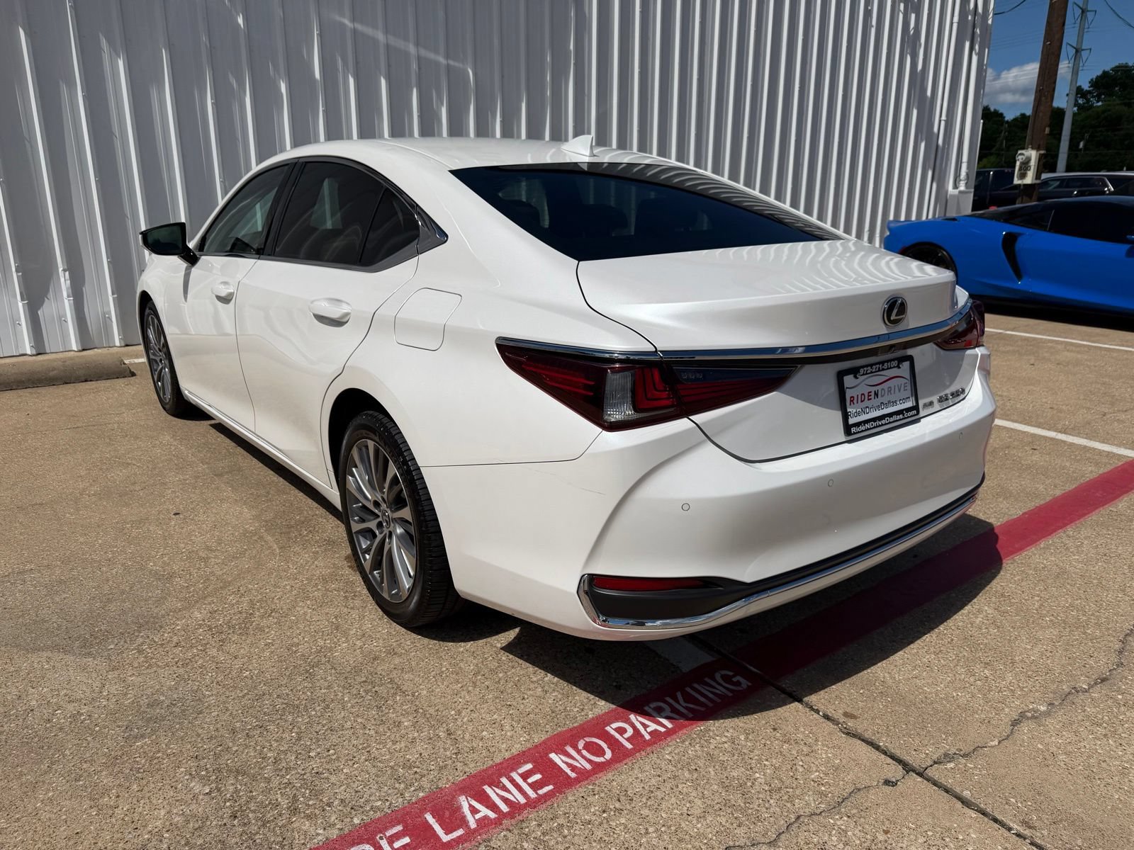 Used 2021 Lexus ES 250 w/ Premium Package AWD/4WD image 4