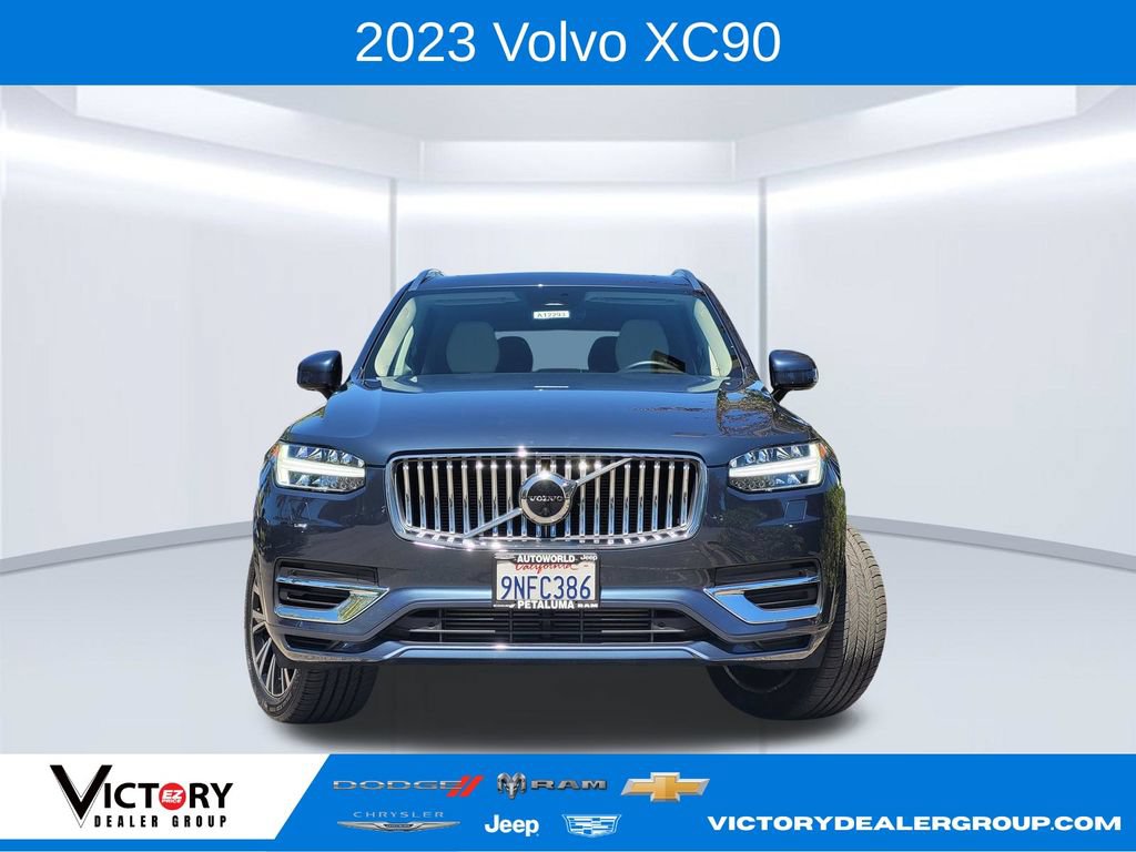 Used 2023 Volvo XC90 T8 Plus AWD/4WD video 3