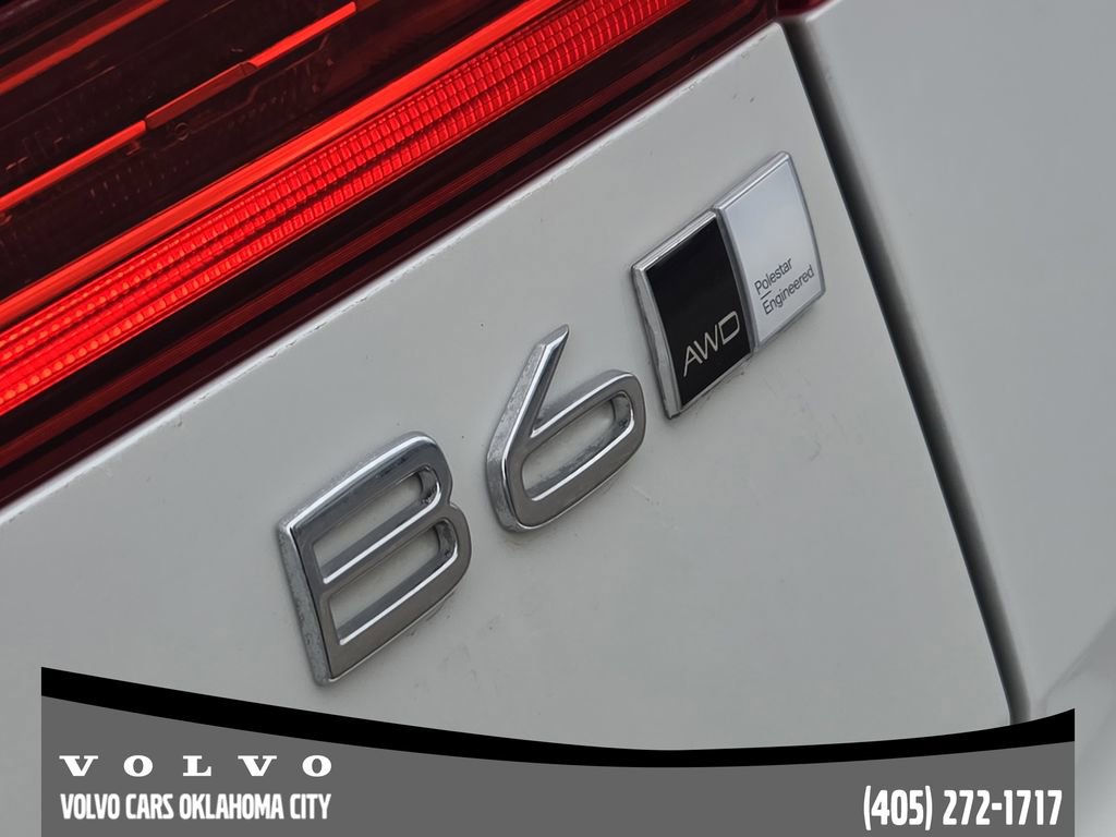Used 2023 Volvo XC60 B6 Ultimate w/ Protection Package Premier AWD/4WD image 9