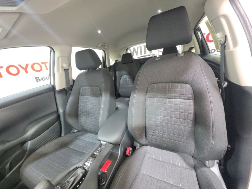 Used 2026 Honda HR-V LX image 36