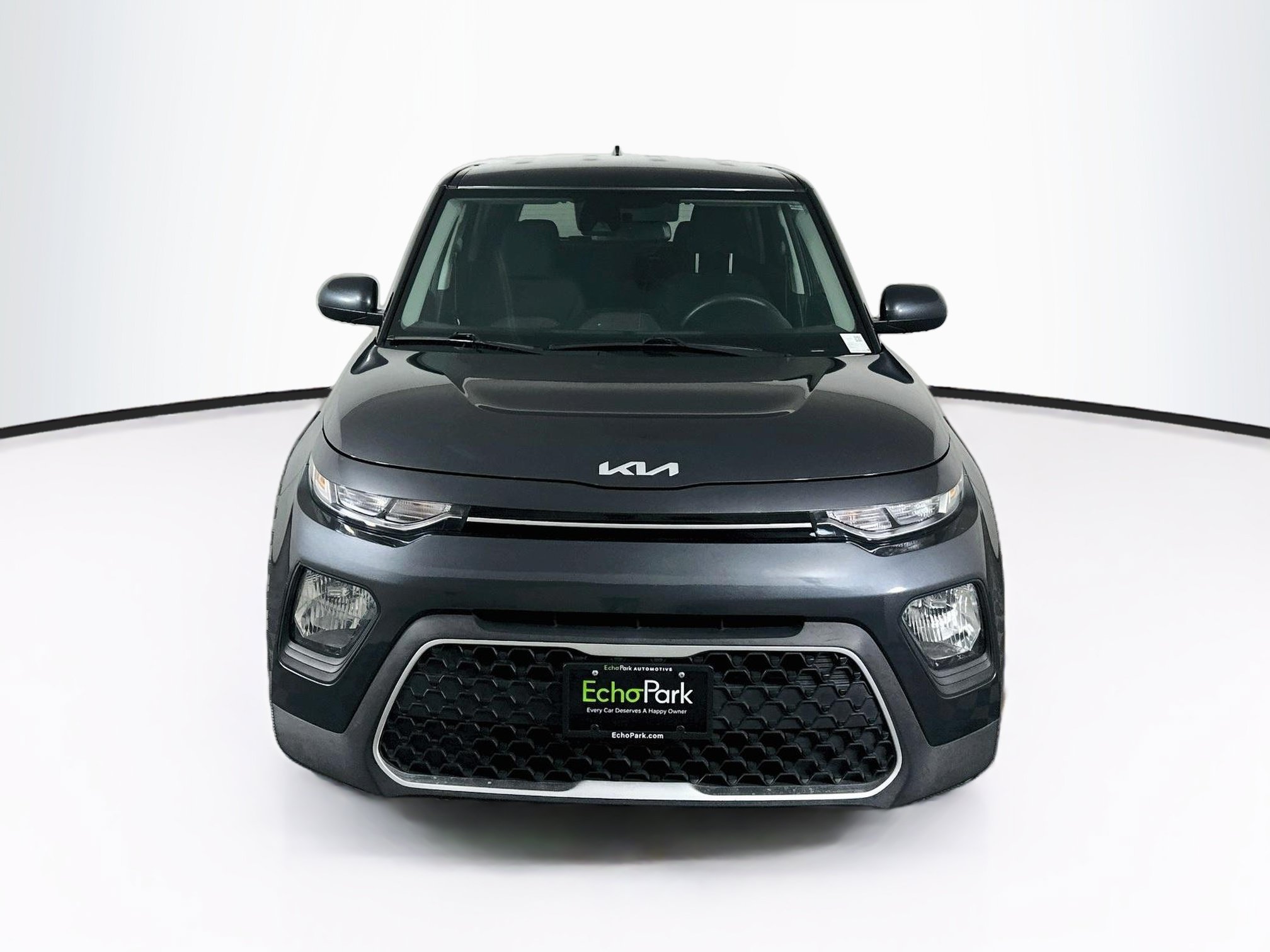 Used 2022 Kia Soul LX w/ Technology Package FWD image 2