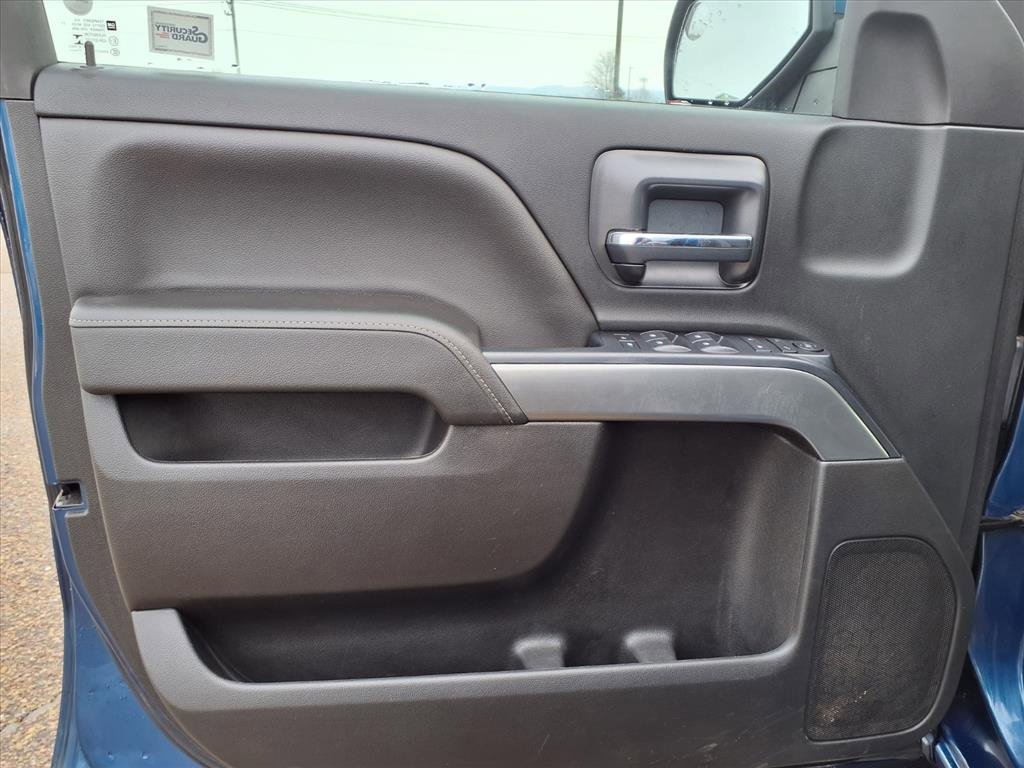 Used 2018 Chevrolet Silverado 1500 LT w/ All Star Edition image 13