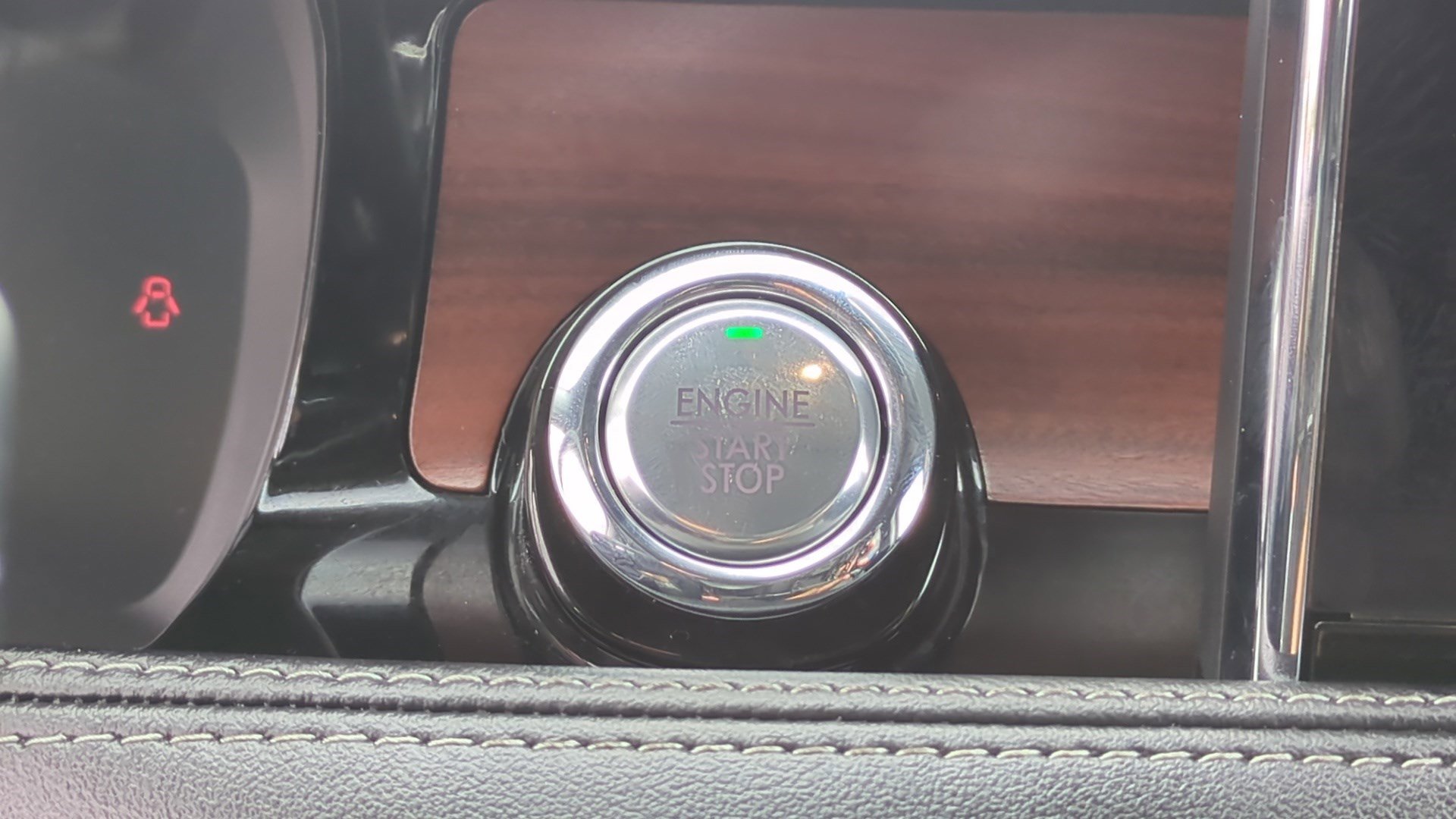 Used 2022 Lincoln Corsair Reserve FWD image 22