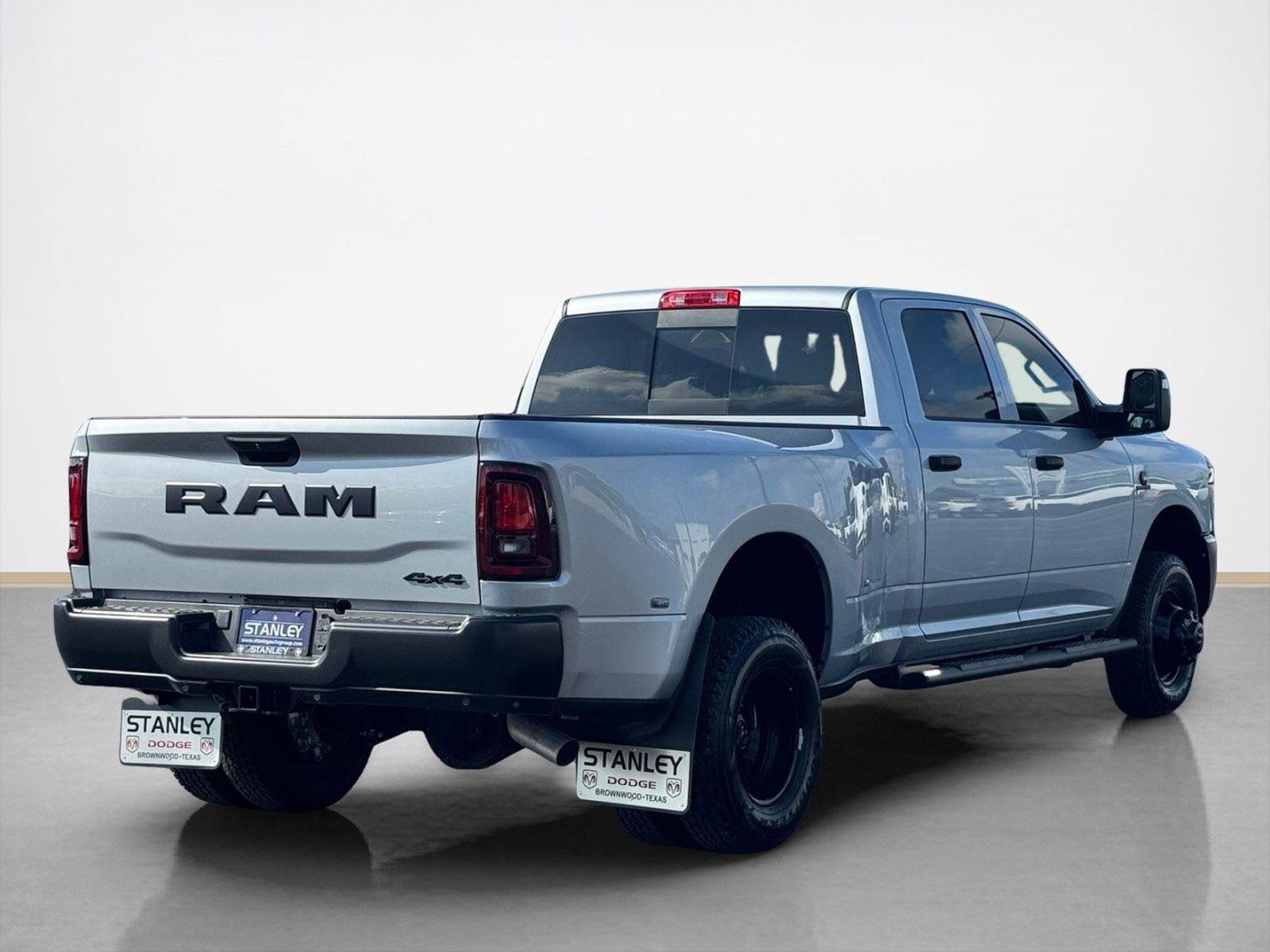 New 2026 RAM 3500 Tradesman AWD/4WD image 8