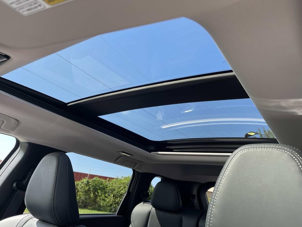 New 2025 Mitsubishi Outlander SE image 24