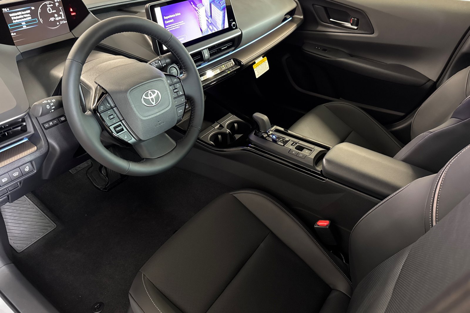New 2027 Toyota Prius XLE FWD image 9