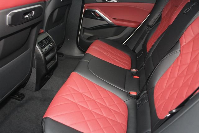 New 2026 BMW X6 xDrive40i w/ Executive Package image 22