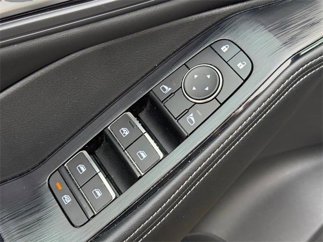 Certified 2023 Nissan Rogue SL w/ SL Premium Package image 17