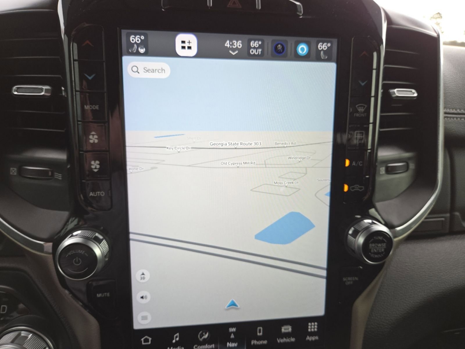 Used 2022 RAM 1500 Laramie image 4