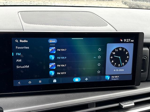 Used 2025 Hyundai Santa Fe SEL AWD/4WD image 12