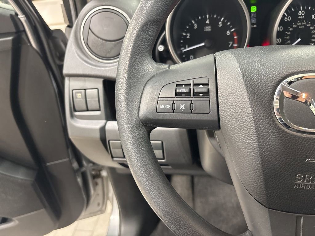 Used 2014 MAZDA MAZDA5 Sport image 22