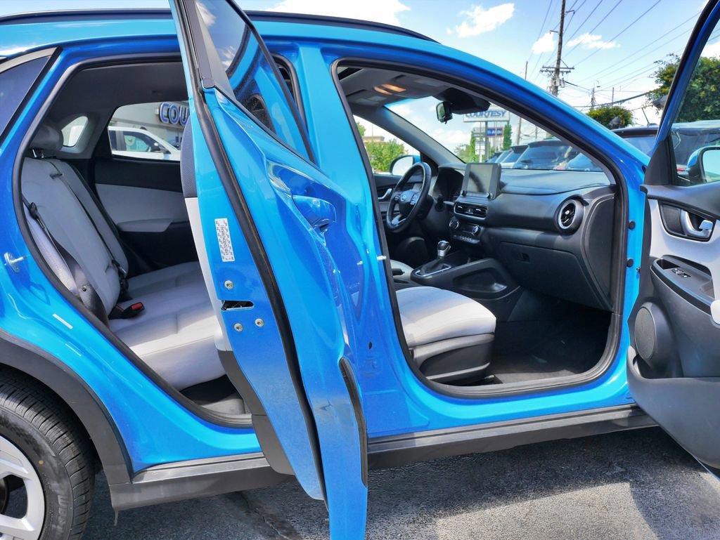 Used 2022 Hyundai Kona SEL w/ Convenience Package FWD image 10