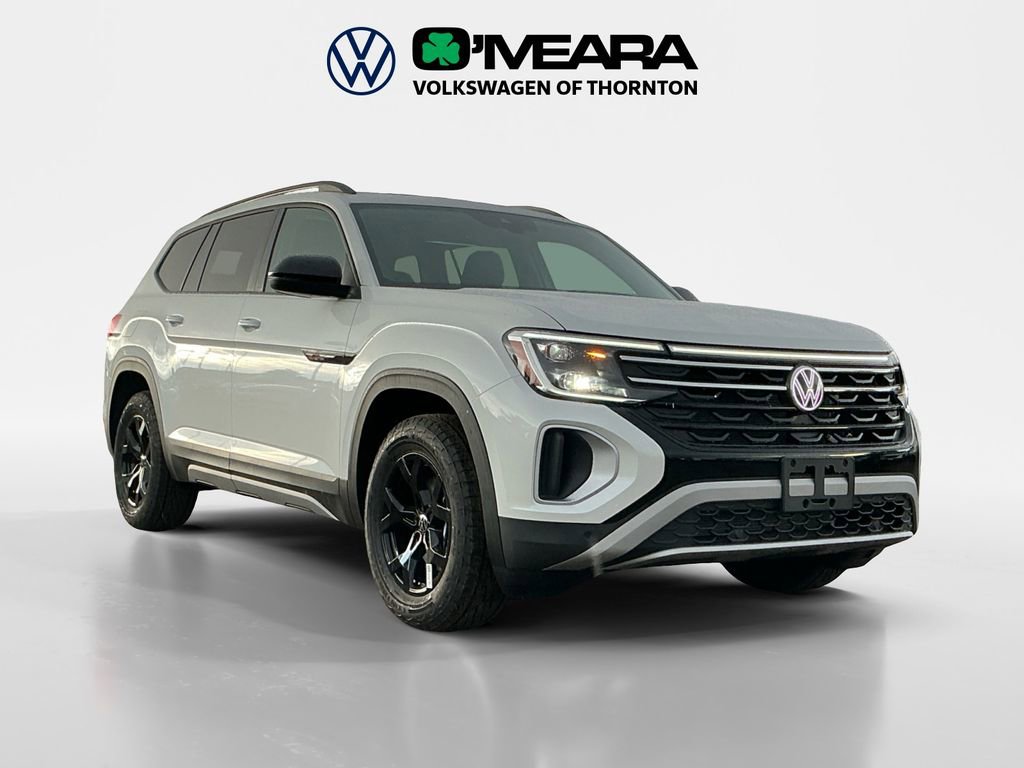 New 2026 Volkswagen Atlas Peak Edition image 7