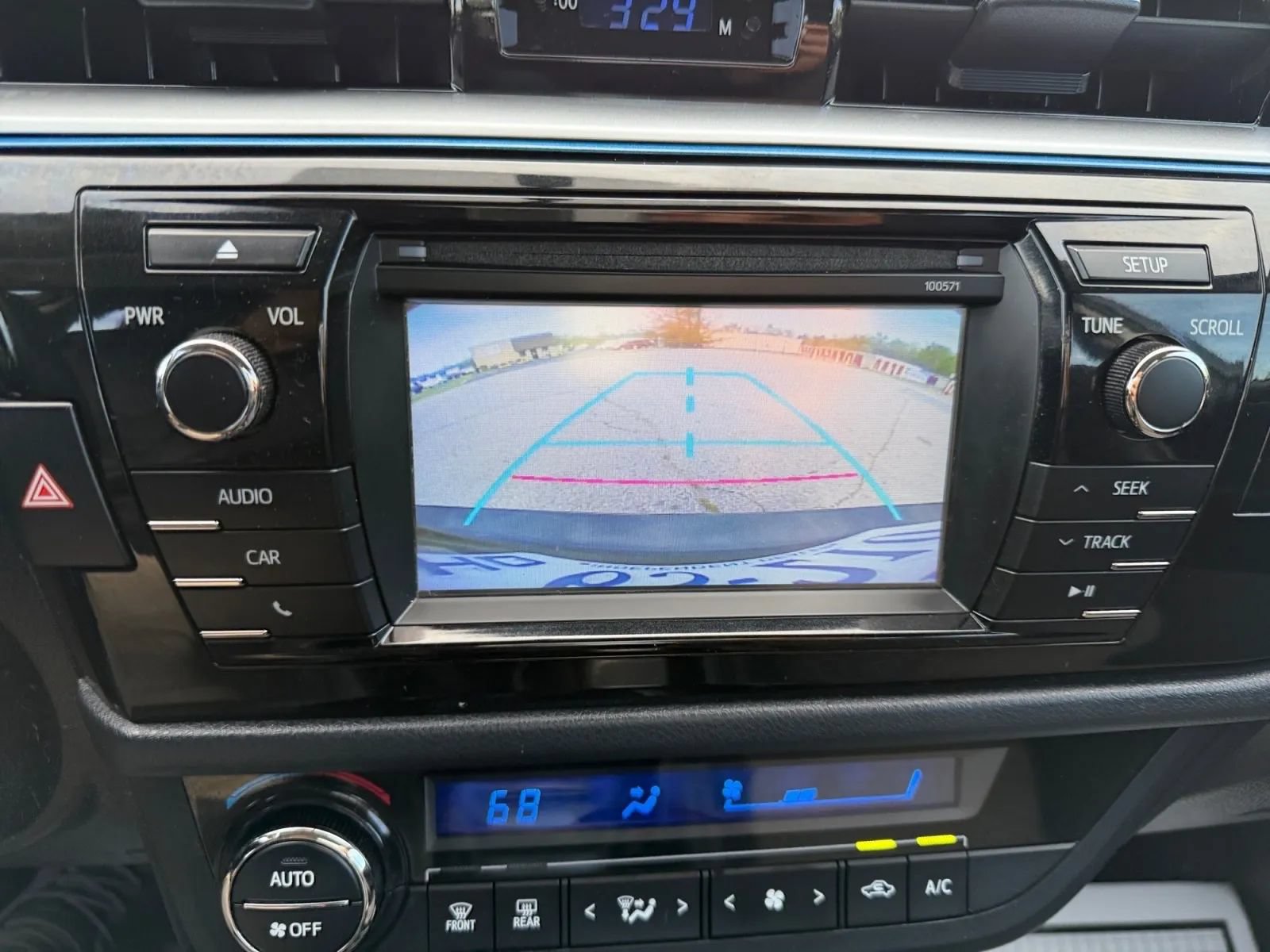 Used 2016 Toyota Corolla S FWD image 18