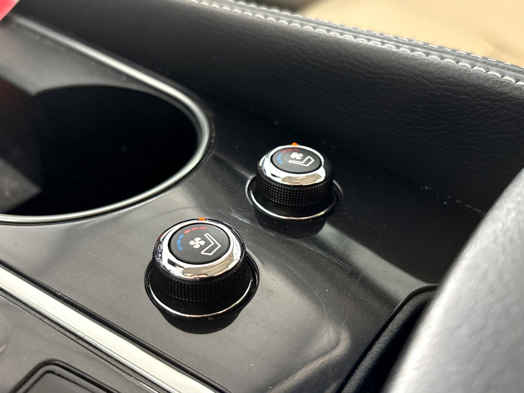 Used 2023 Nissan Maxima Platinum w/ Sport Mat Group image 9