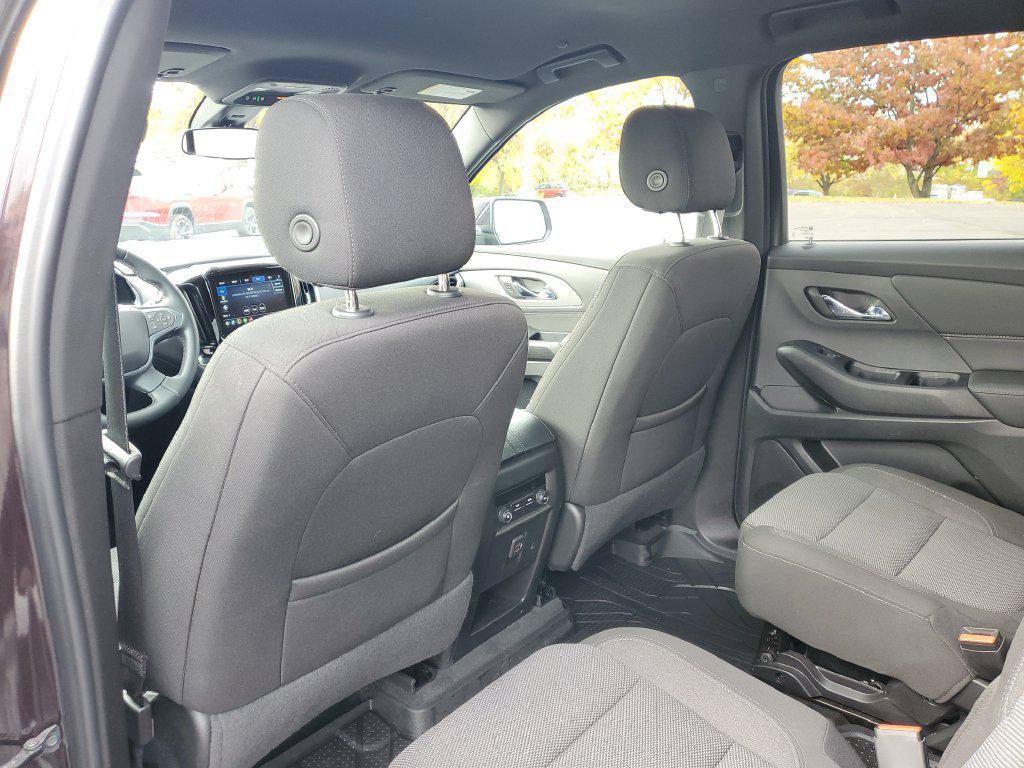Used 2023 Chevrolet Traverse LT FWD image 29