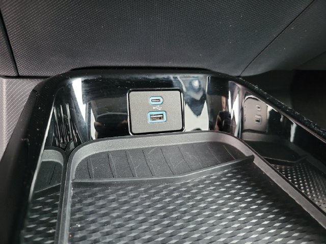 Used 2024 Ford Mustang Mach-E Select w/ Comfort Package Lite RWD image 32