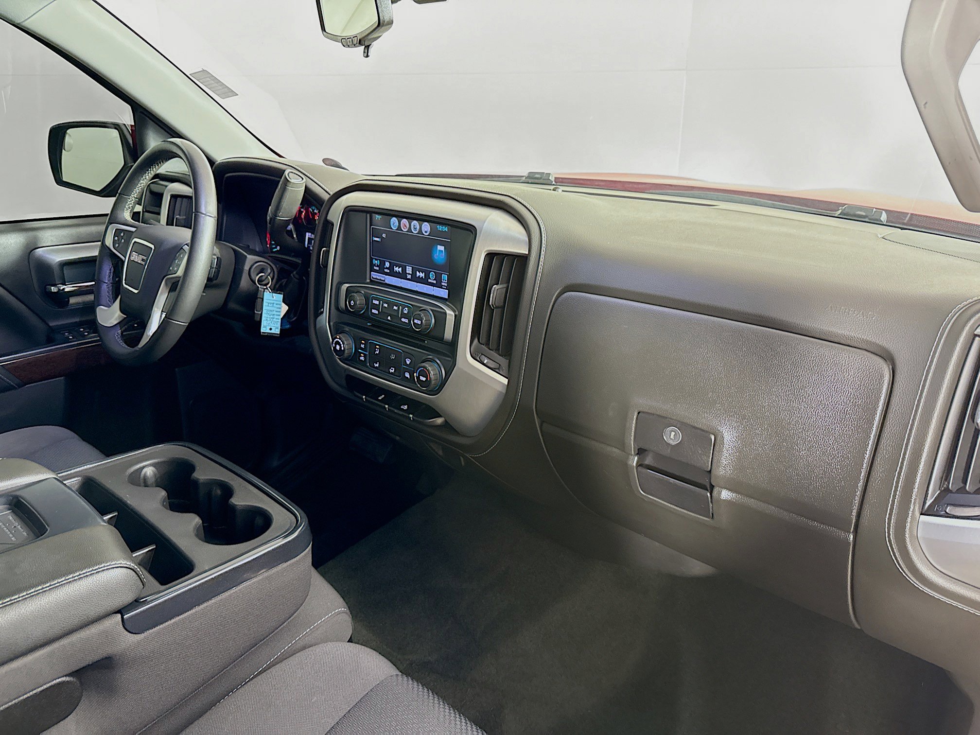 Used 2018 GMC Sierra 1500 SLE image 34