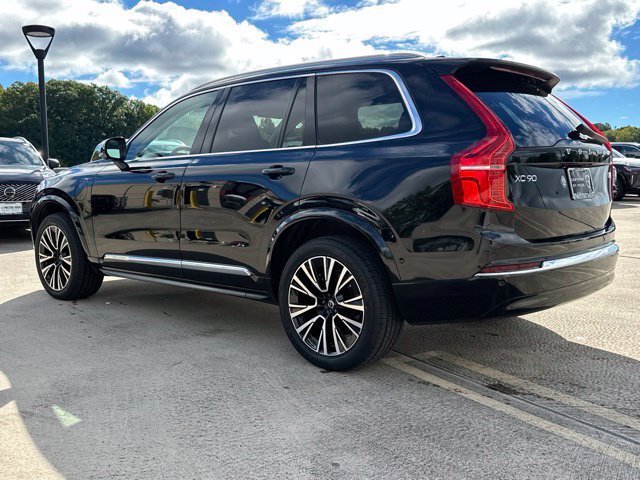 Certified 2024 Volvo XC90 T8 Plus AWD/4WD image 5