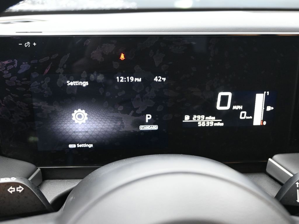 Used 2025 Nissan Kicks S image 16