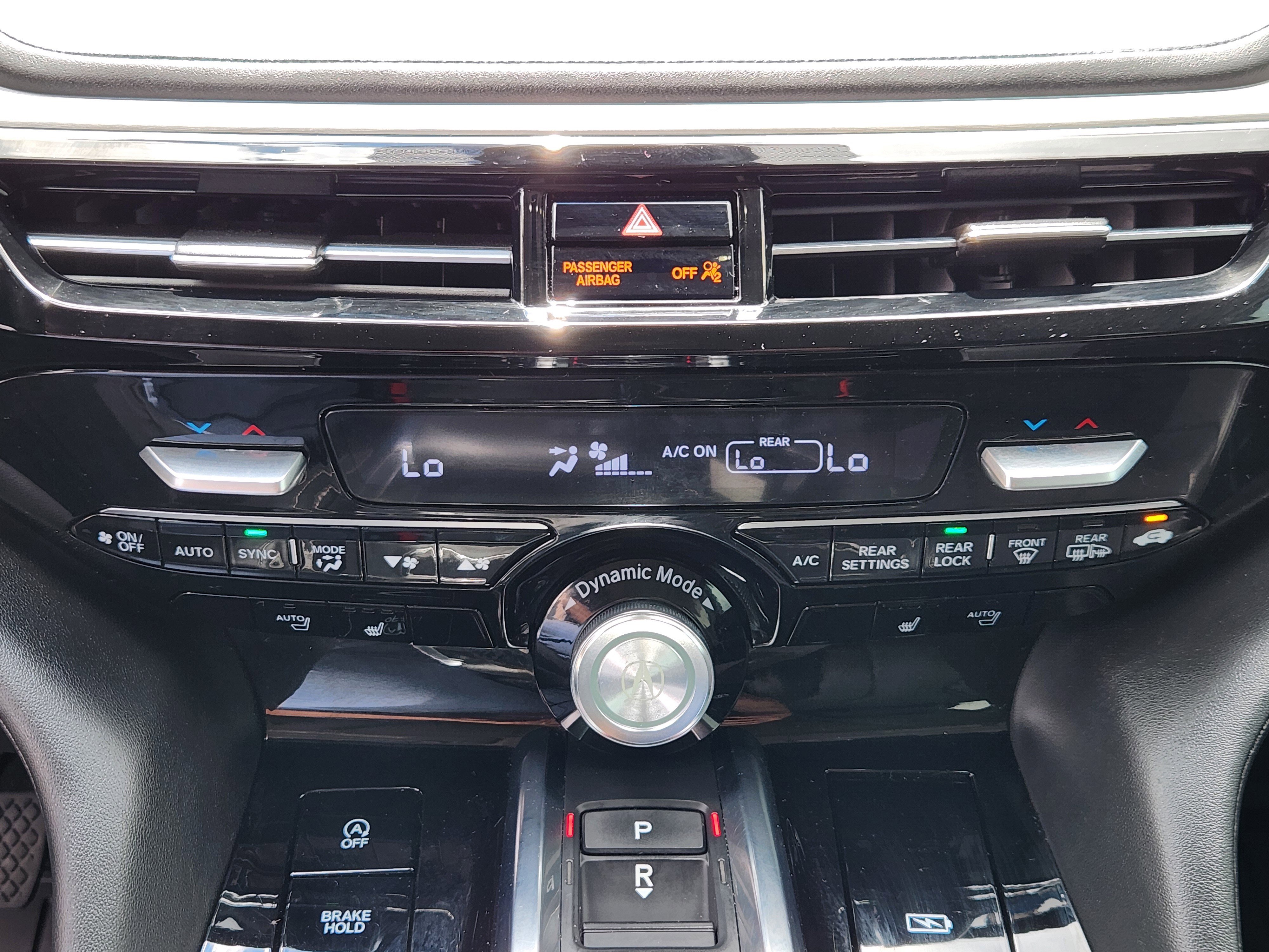Used 2024 Acura MDX SH-AWD w/ Technology Package image 23