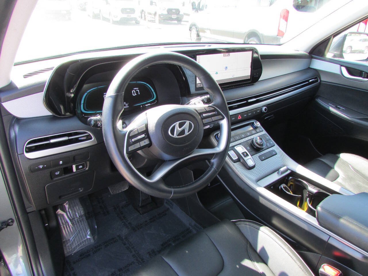 Used 2024 Hyundai Palisade SEL FWD image 13